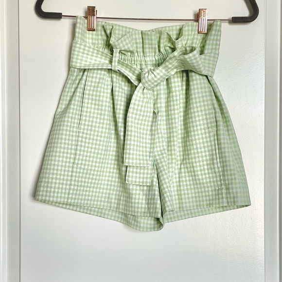 Aritzia Wilfred Pastel Green Gingham Shorts Size 0 - Picture 2 of 5